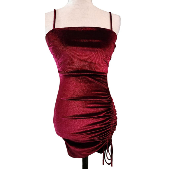 Windsor Dresses & Skirts - Windsor Burgundy Velvet Mini Dress Ruched Side Drawstring Spaghetti Straps Small